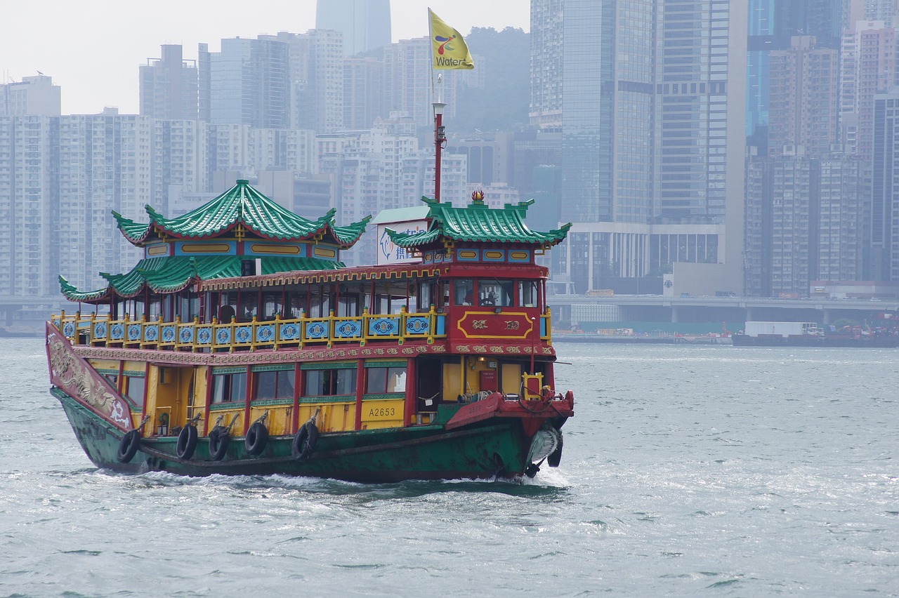 最新大陸漁船，技術革新引領海洋資源探索之旅
