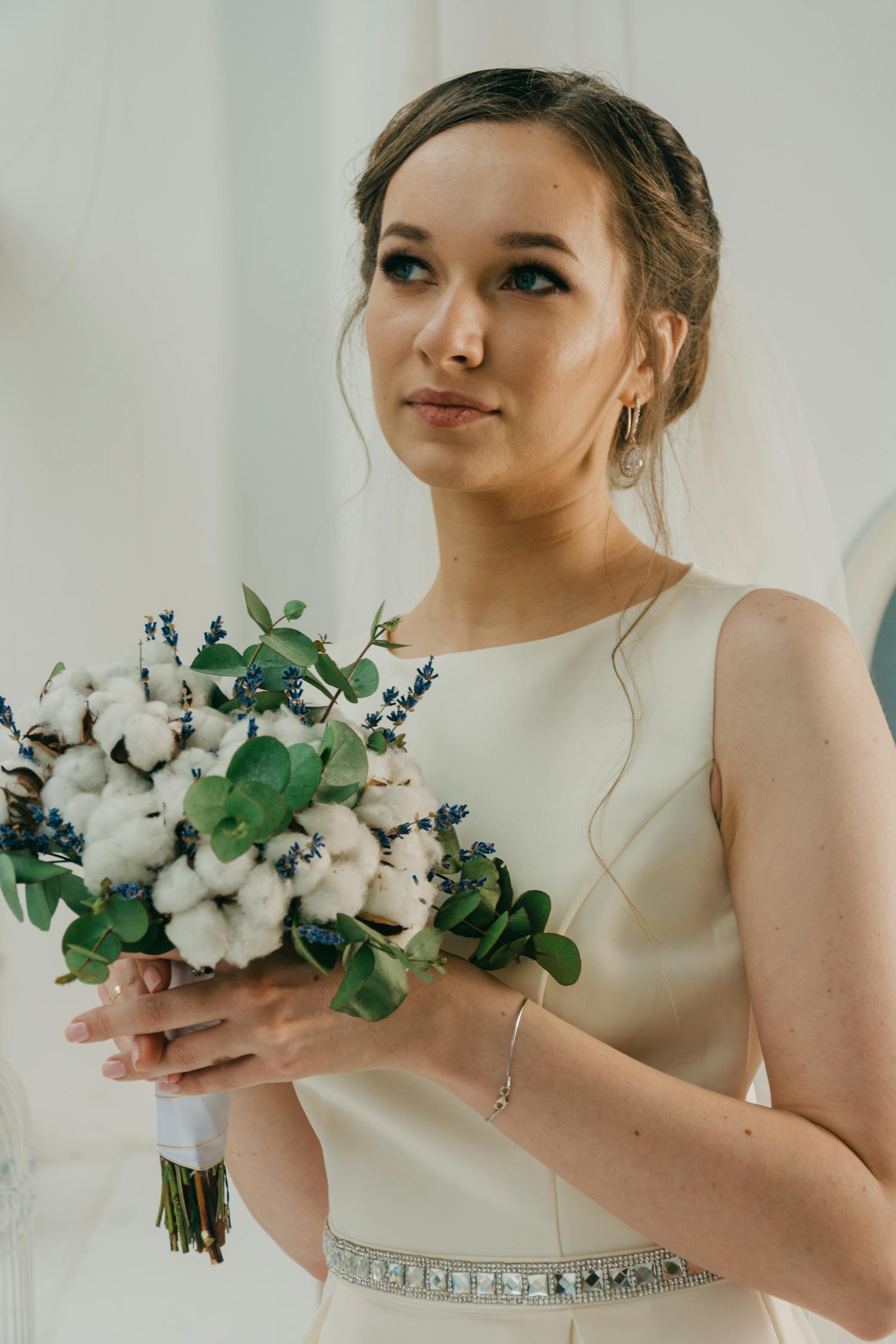 最新結(jié)婚婚紗流行趨勢(shì)，時(shí)尚與經(jīng)典的完美融合