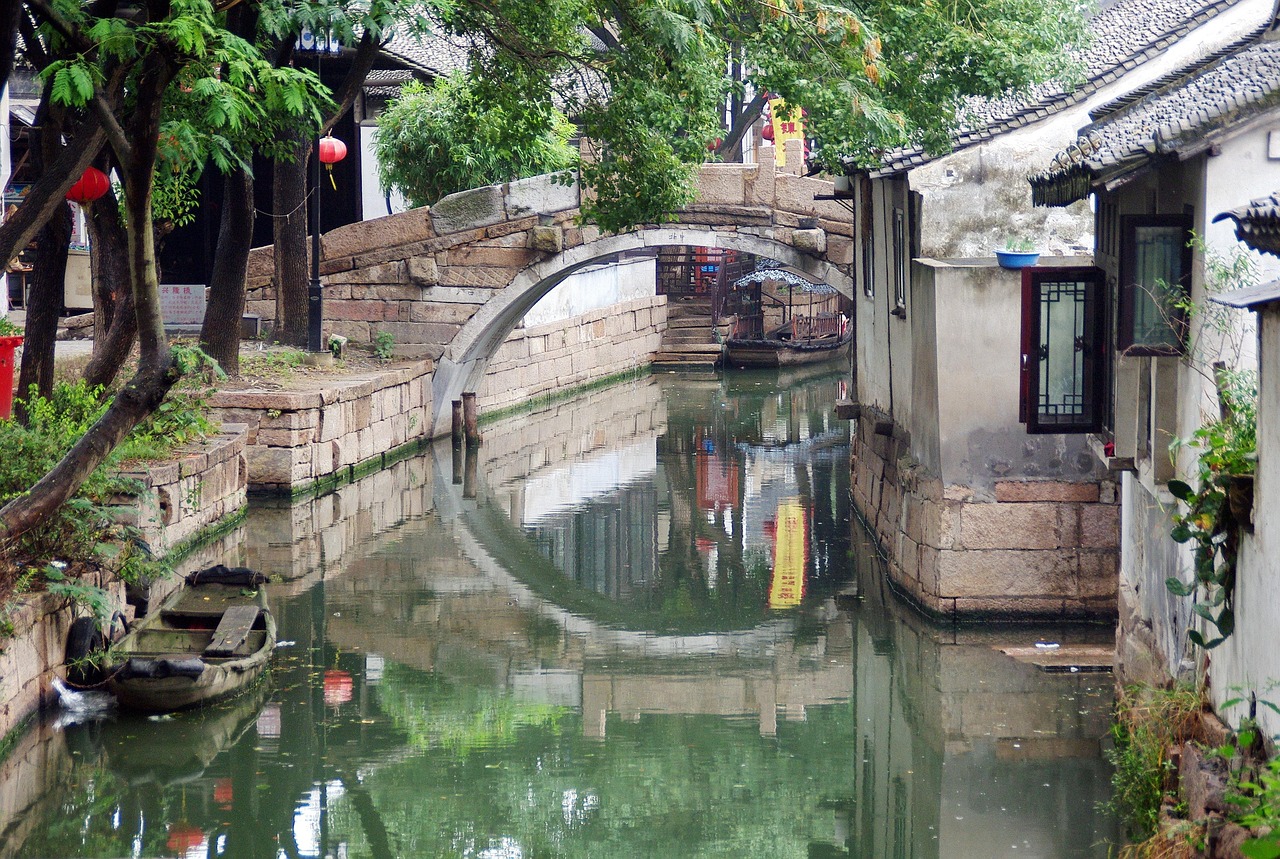 南京化纖五月動(dòng)態(tài)利好，行業(yè)趨勢(shì)與市場(chǎng)前景展望